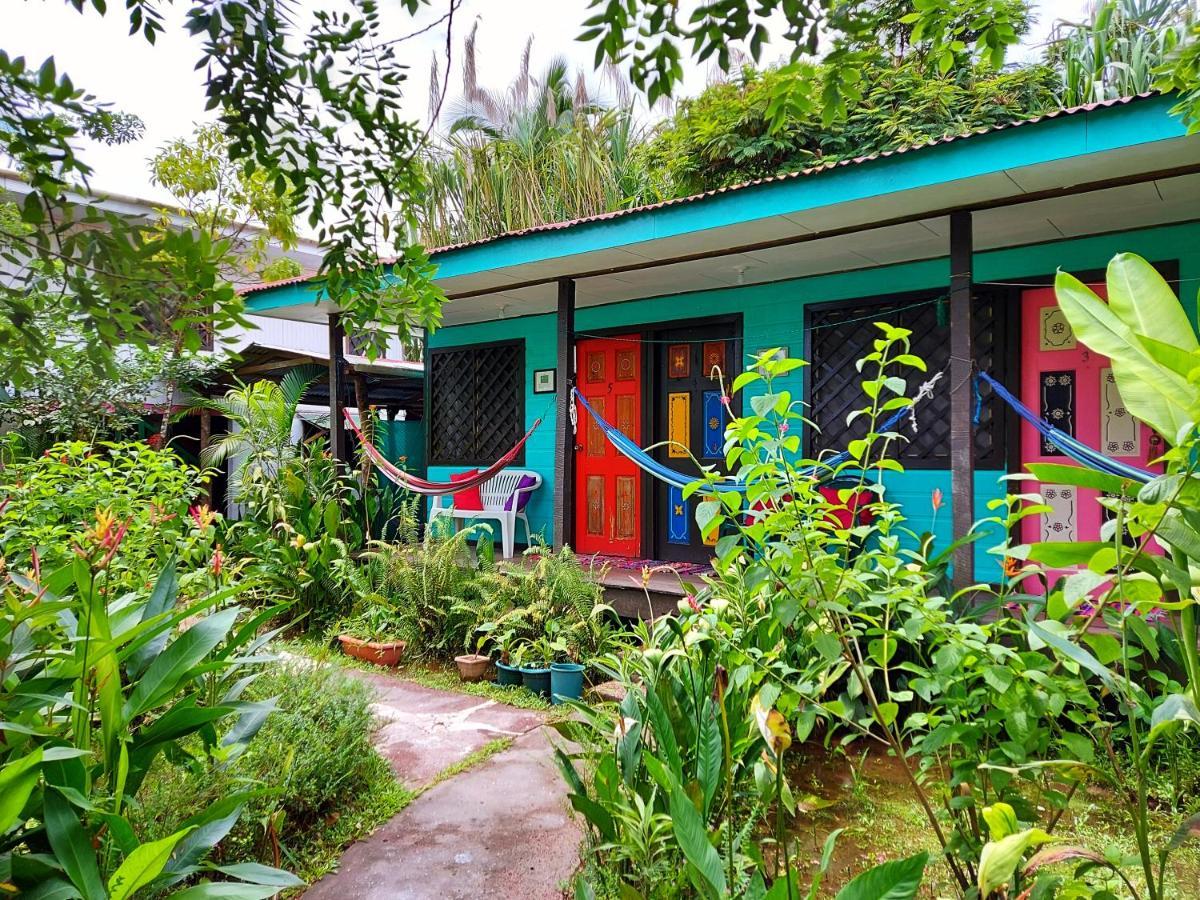 Cabinas Tortuguero Eksteriør bilde