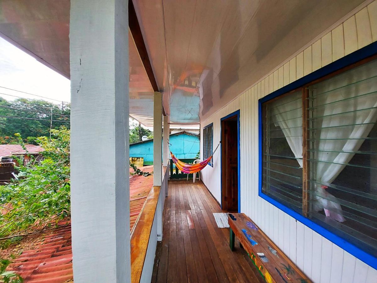 Cabinas Tortuguero Eksteriør bilde