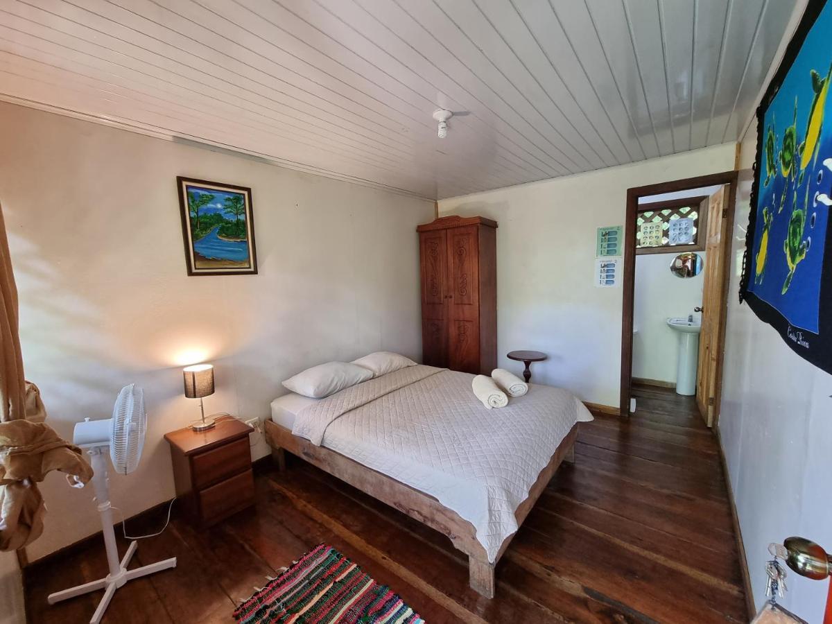 Cabinas Tortuguero Eksteriør bilde