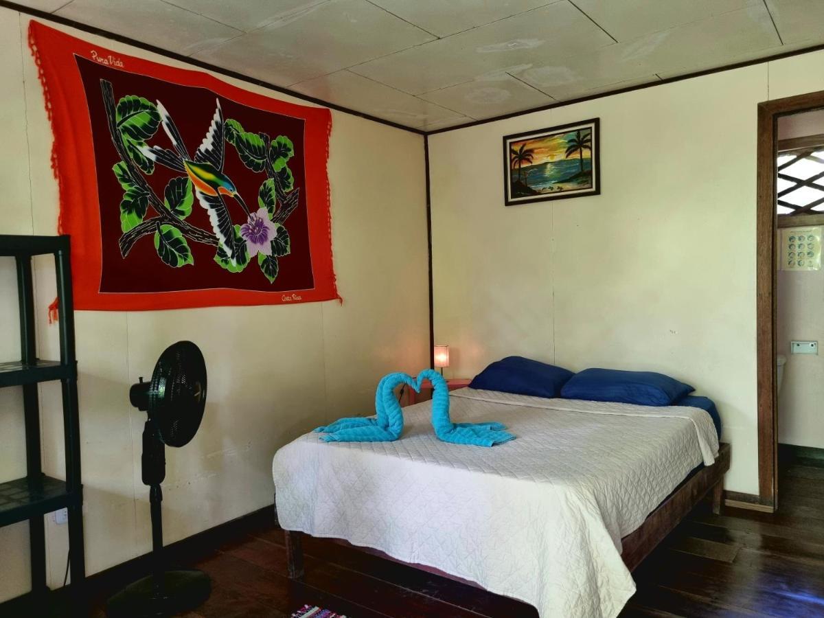Cabinas Tortuguero Eksteriør bilde