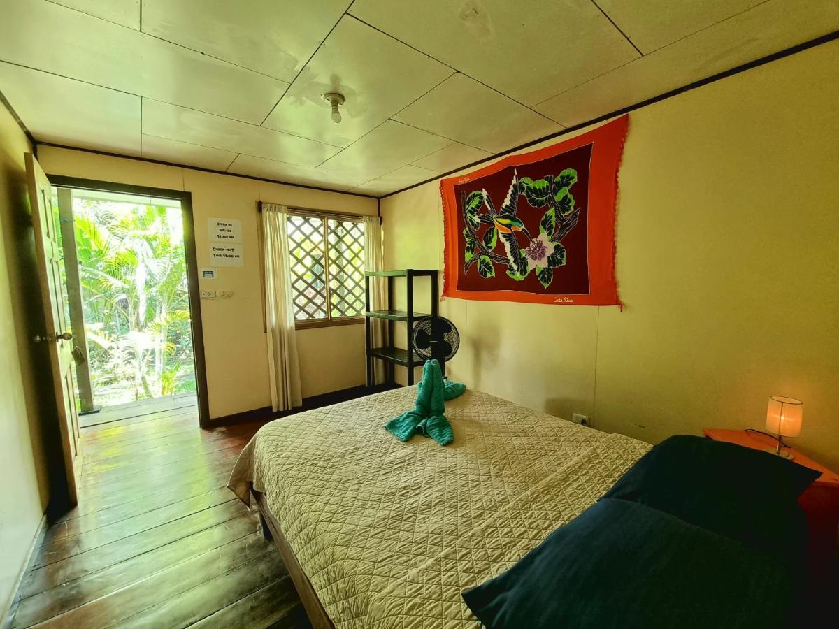 Cabinas Tortuguero Eksteriør bilde